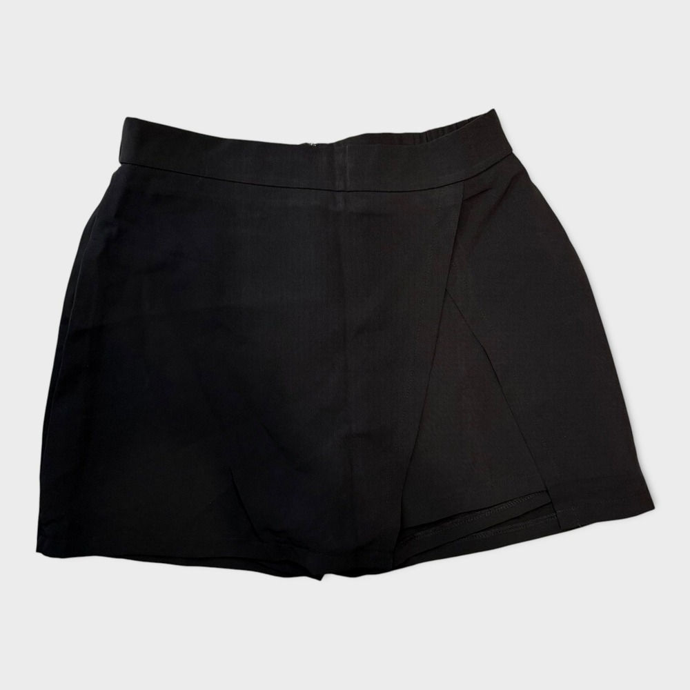 Le Teng Black Mini Skort Size XL‎ New With Tags